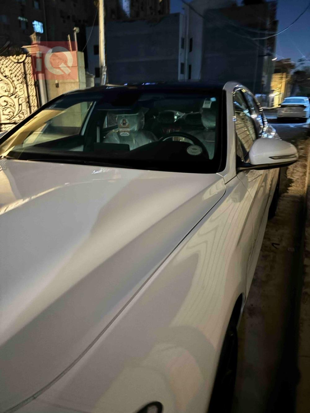 جێنسس G70